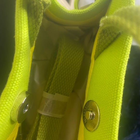 Brandon Blackwood lime green esr tote - Picture 3 of 3